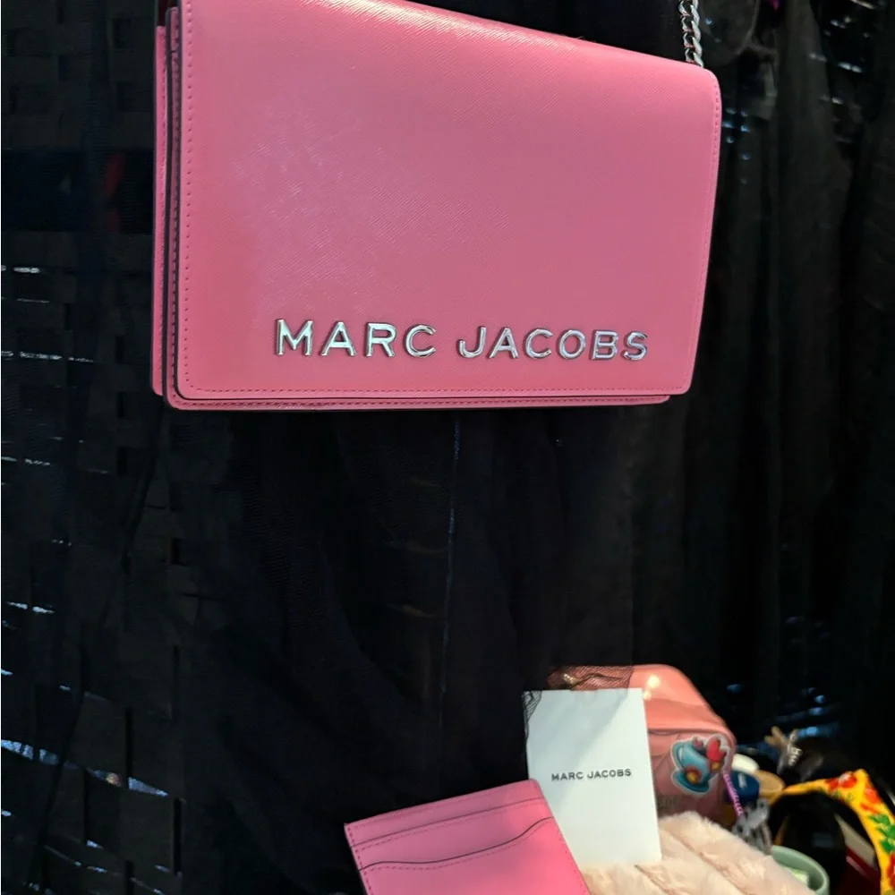 Marc Jacobs Pink Saffiano leather Crossbody Bag and Card Holder Set Like new! - Picture 12 of 16